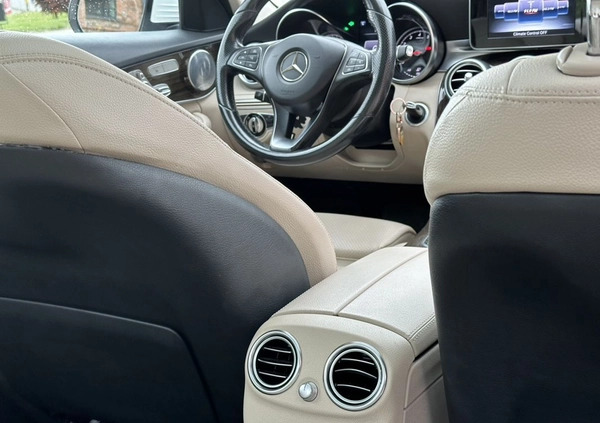 Mercedes-Benz Klasa C cena 84900 przebieg: 136000, rok produkcji 2015 z Chociwel małe 106